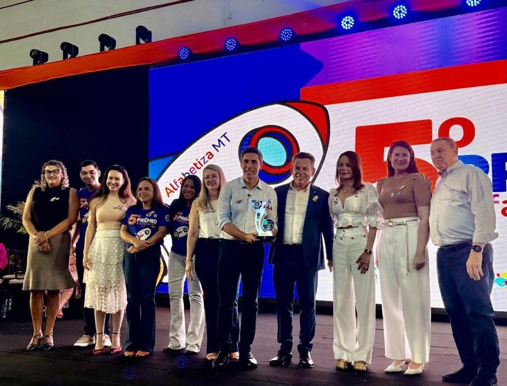 Mato Grosso premia 100 escolas públicas na 5ª edição do Prêmio Alfabetiza MT