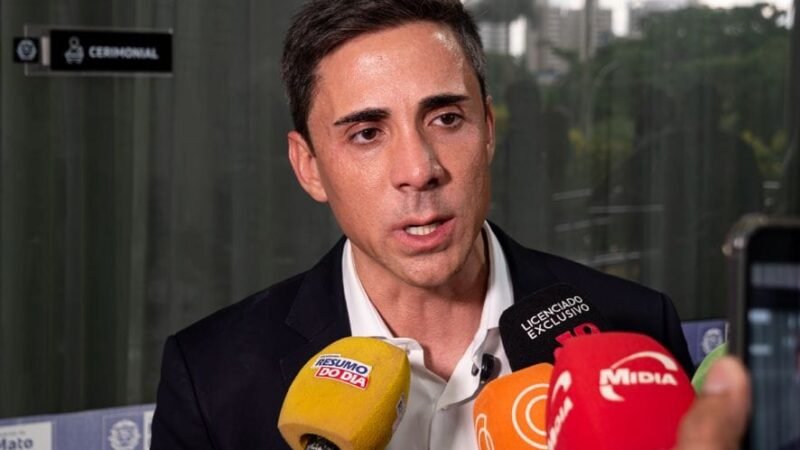 “Não tem dedo de ninguém”, diz secretário após suspeita em licitação envolvendo deputado