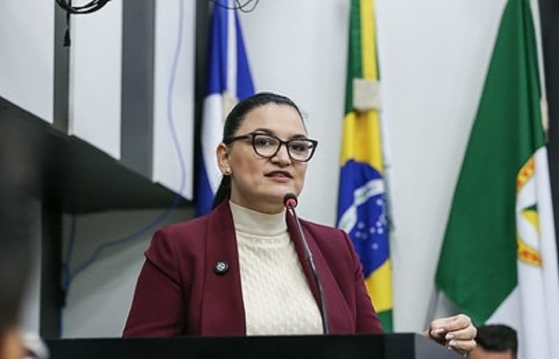 Samantha diz que seguirá decisão de Abilio e declara apoio a Dilemário Alencar