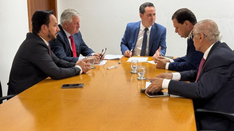 CCJR é instalada, define coordenação dos trabalhos e faz duas reuniões