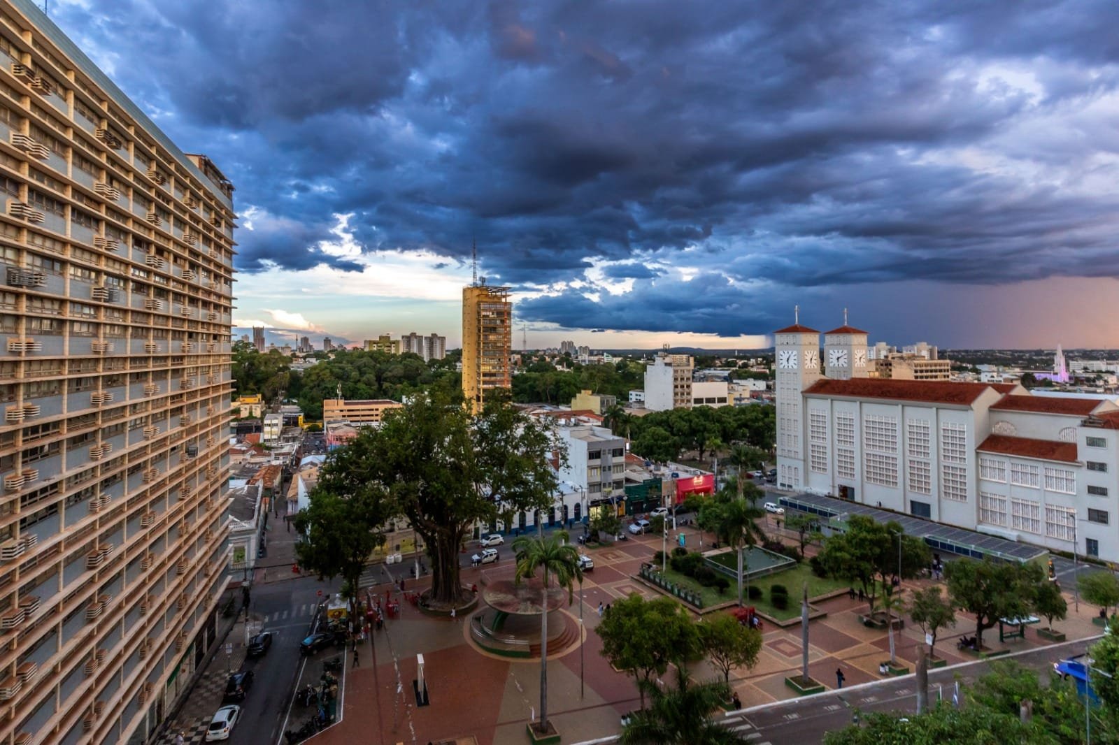 Prazo do IPTU com desconto é prorrogado e pagamento pode ser feito no cartão de crédito
