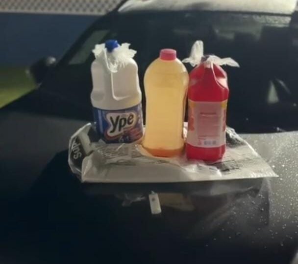 Homem tem casa incendiada por dívida de R$ 30 mil e dois suspeitos são presos