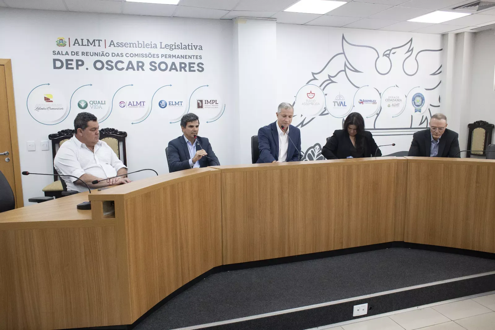 AL aponta dependência externa e cobra soluções para reduzir preço dos combustíveis em MT