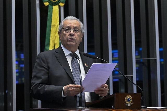 Jayme Campos quer homenagear tenista de MT que venceu Roland Garros