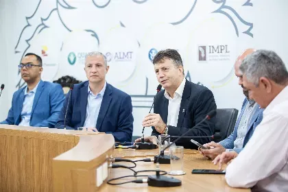 Ager presta contas e destaca redução de tarifas no transporte intermunicipal