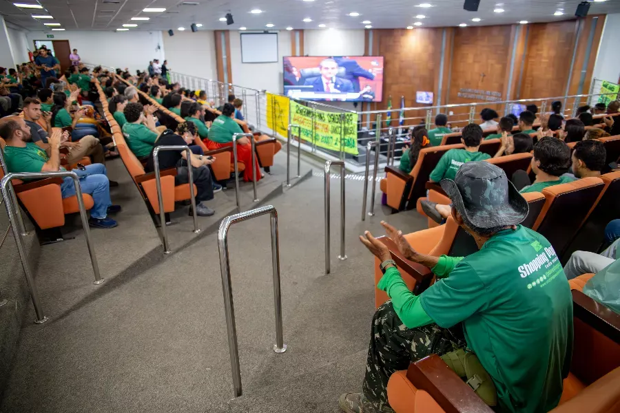 ALMT aprova financiamento de R$ 15 milhões para reconstrução do Shopping Popular
