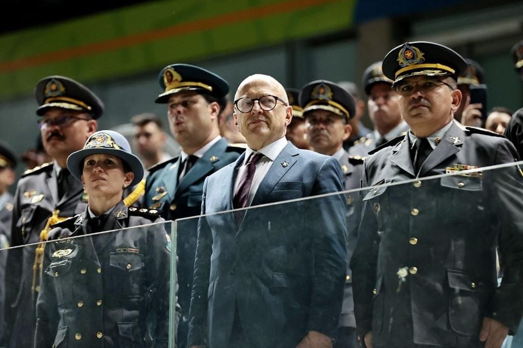 MT promove 1.015 oficiais e praças da Polícia Militar em solenidade alusiva à Tiradentes