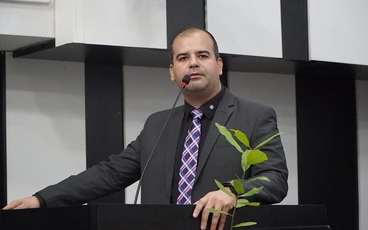 Ilde Taques articula base com até 17 votos e se lança à presidência da Câmara de Cuiabá