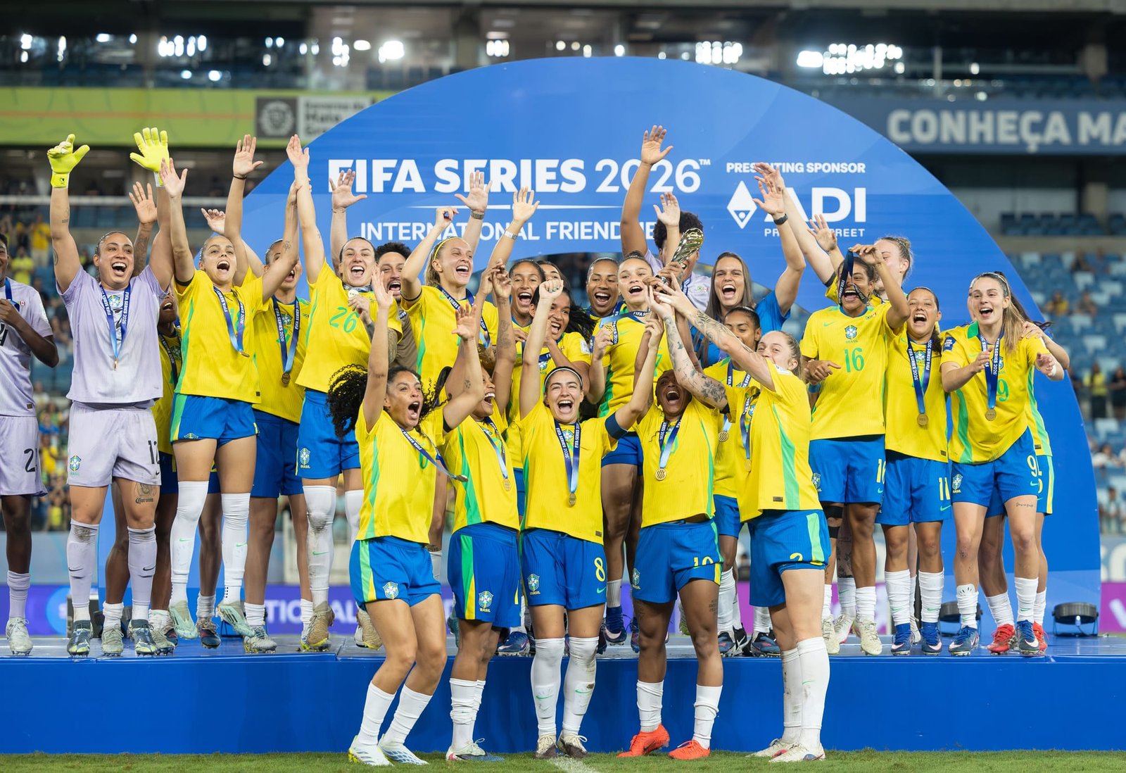 Brasil bate Canadá por 1 a 0 e conquista FIFA Séries em disputa histórica em Cuiabá