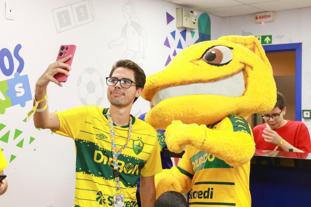 Camarote dos Autistas abre inscrições para jogo entre Cuiabá e Criciúma no sábado