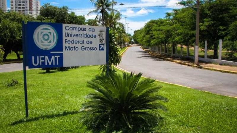 Servidores administrativos da UFMT iniciam greve e pedem melhores condições de trabalho