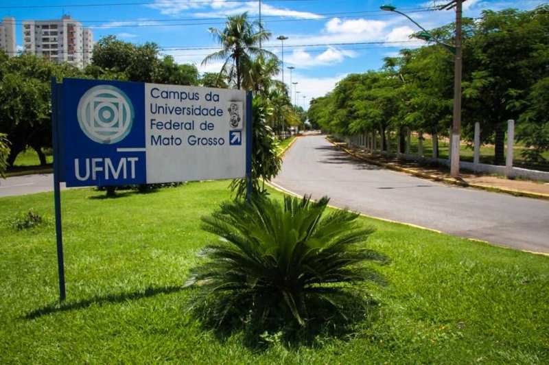 Servidores administrativos da UFMT iniciam greve e pedem melhores condições de trabalho