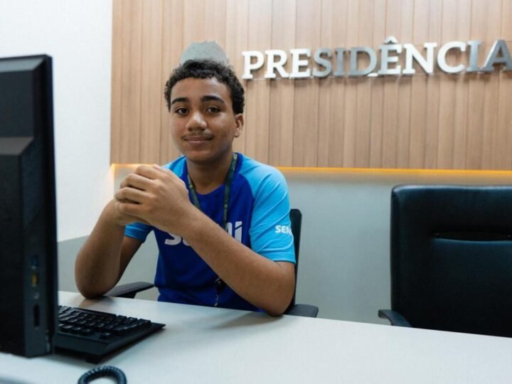 Da independência financeira ao aprendizado político: o impacto do jovem aprendiz na vida de Gustavo