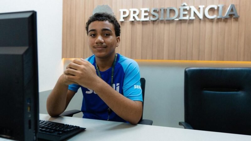 Da independência financeira ao aprendizado político: o impacto do jovem aprendiz na vida de Gustavo