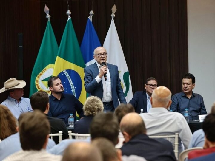 Governador anuncia manutenção do congelamento do Fethab até fim do ano e fim da dobra do imposto em 2027