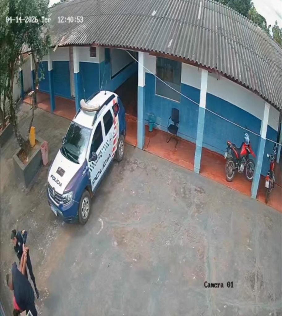 Polícia Militar salva vida de criança de 7 anos engasgada com moeda; vídeo