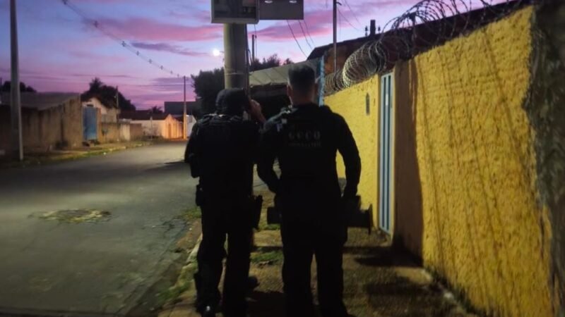 Quadrilha é presa por fazer família refém e tentativa de roubo a cooperativa de crédito em Cuiabá