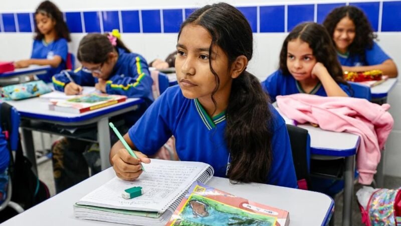 Programa de Olimpíadas de Química abre vagas para alunos da educação básica