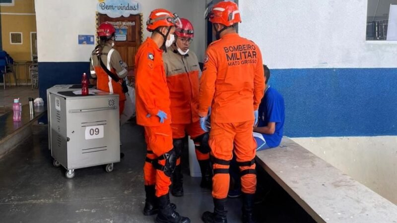 Adolescente tem surto psiquiátrico em escola e é socorrido pelo Corpo de Bombeiros