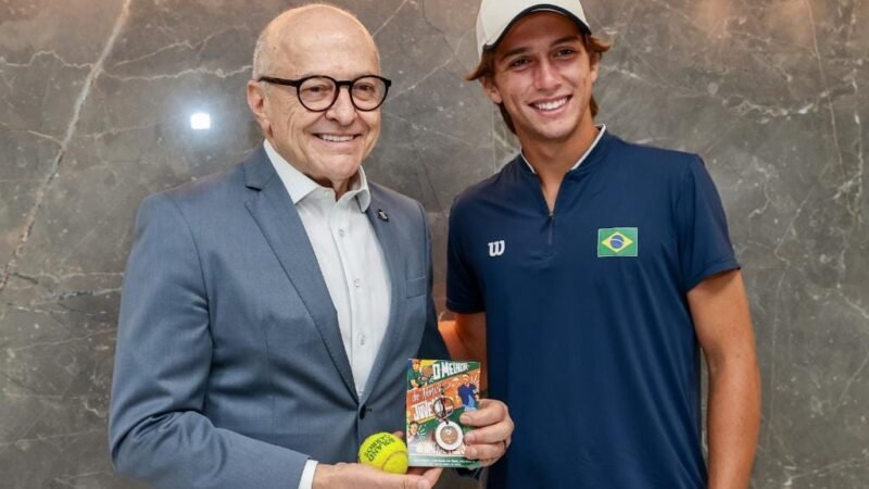 Governador recebe tenista mato-grossense que vai disputar torneios na Europa