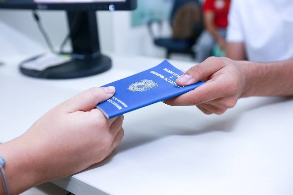 Cine de Várzea Grande fecha abril com 223 vagas abertas e alerta para baixa procura