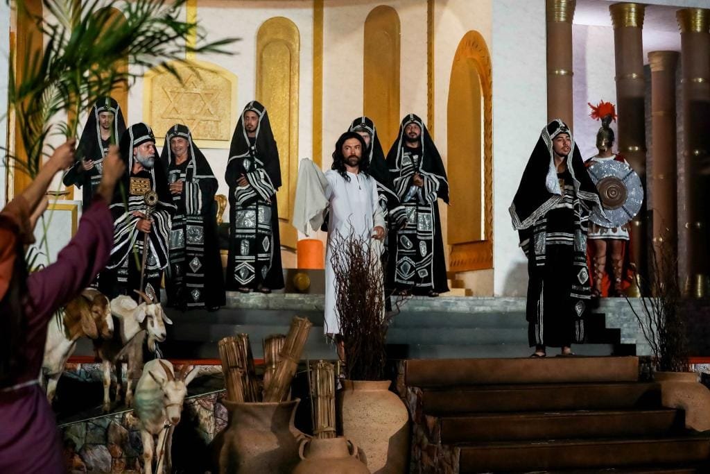 Complexo Arena Pantanal recebe espetáculo Auto da Paixão de Cristo até sábado