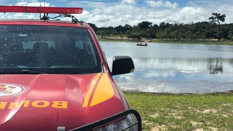 Corpo de menor que se afogou ao tentar atravessar lago é resgatado por bombeiros