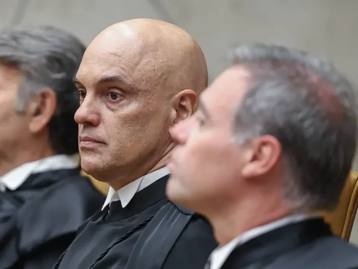 Ministro Alexandre de Moraes suspende aplicação da Lei da Dosimetria até decisão do STF