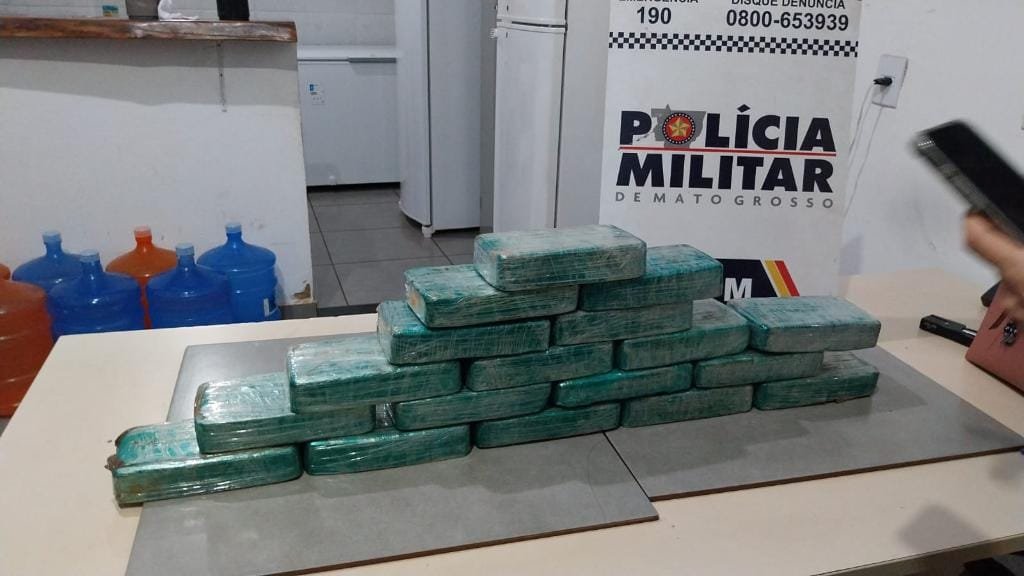 Casal de faccionados é preso com pasta base de cocaína que seria levada para Várzea Grande