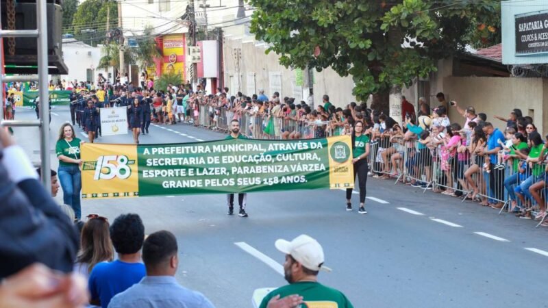 Várzea Grande celebra 159 anos com desfile cívico-militar na avenida Couto Magalhães