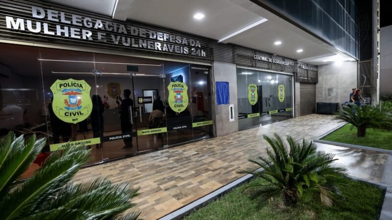 Prefeita e governador inauguram delegacia 24h da mulher em Várzea Grande