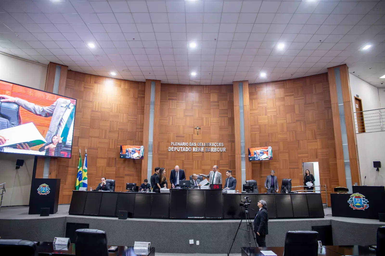 Assembleia convoca secretário da Sinfra para explicar andamento das obras do BRT