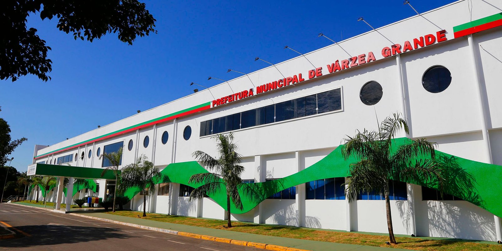 Prefeitura de Várzea Grande  desmente atraso salarial de servidores públicos
