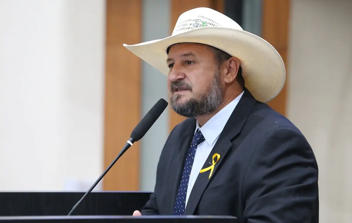 Cattani acusa Barranco de desrespeitar memória da filha e pede retirada de homenagem na AL