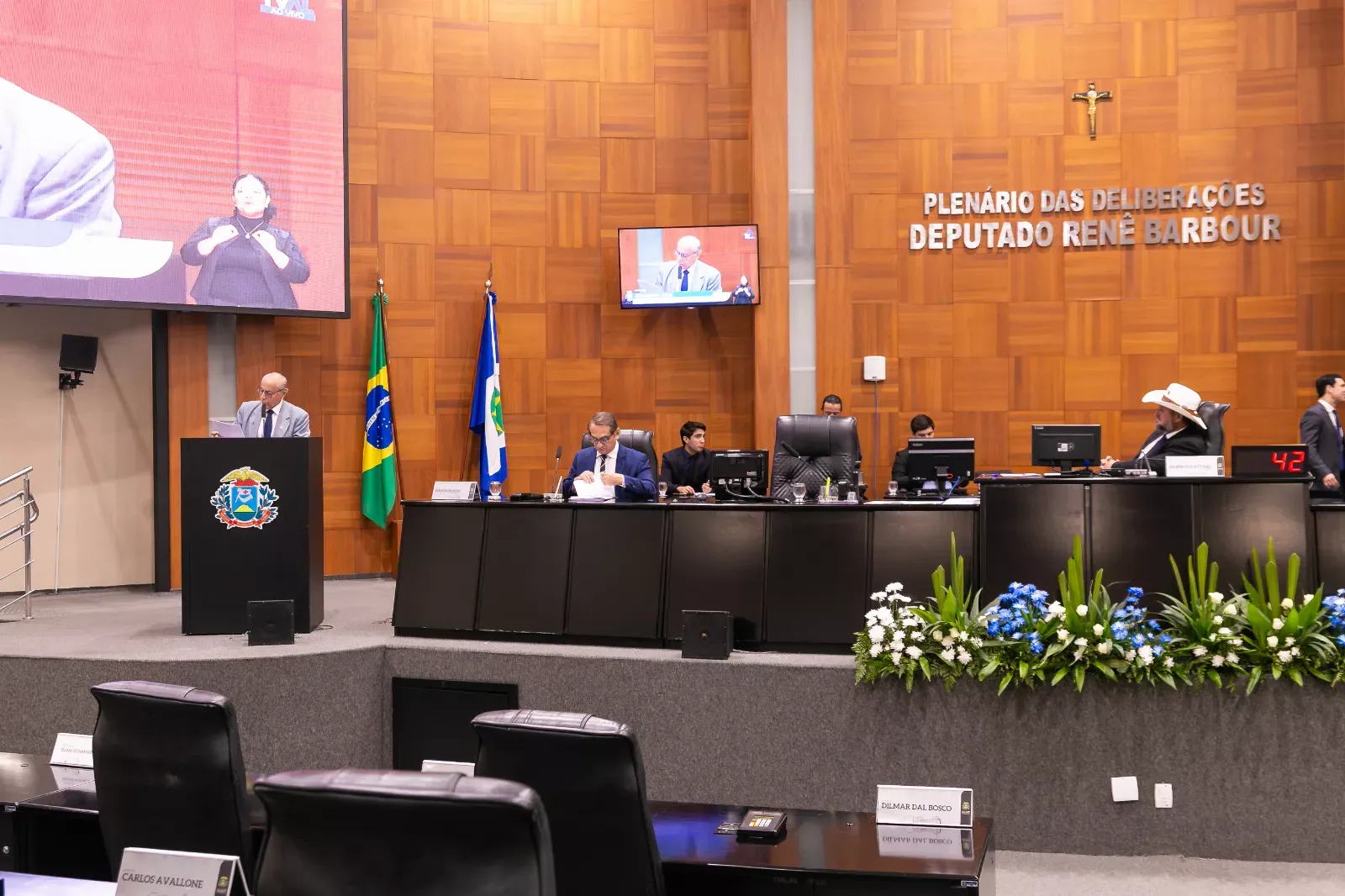 Assembleia aprova adesão de MT a programa federal para conter alta do diesel