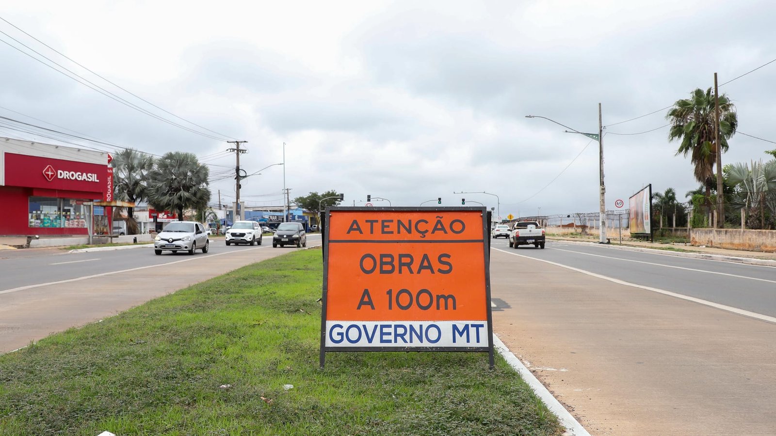 Faixa de avenida será interdita a partir desta segunda-feira para obras do BRT em Várzea Grande