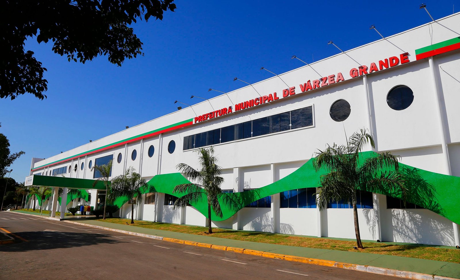 “Socorro” financeiro ao DAE e reforço milionário para Saúde aguardam votação na Câmara