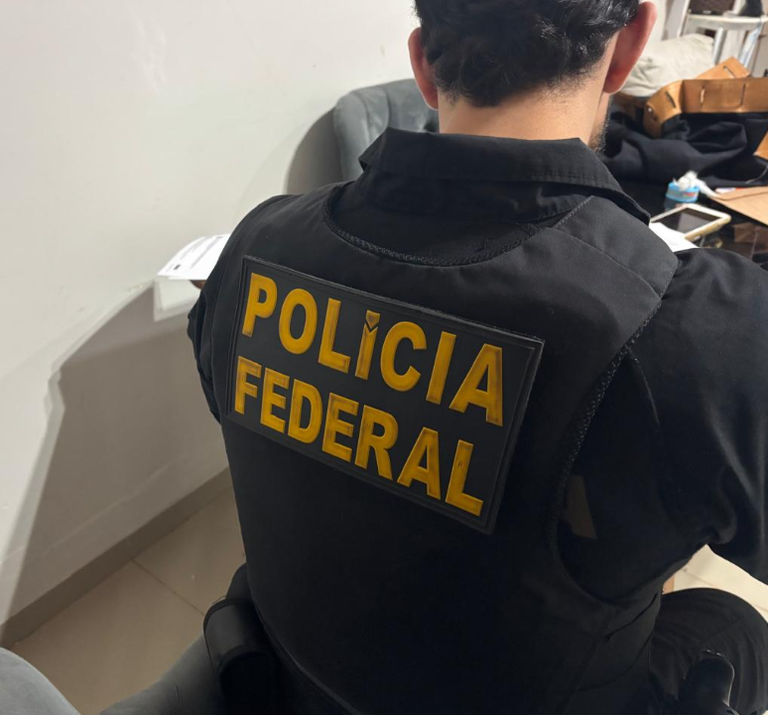 PF reprime tráfico internacional e lavagem de dinheiro, e cumpre mandados em Mato Grosso