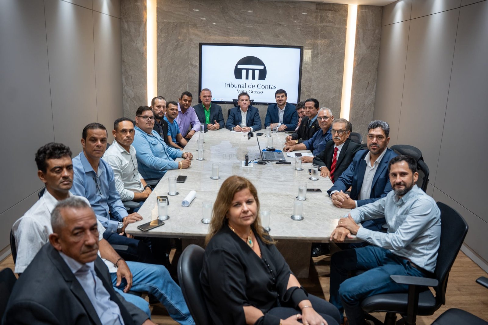 TCE aciona empresas após denúncia de deterioração de rodovia recém entregue em MT
