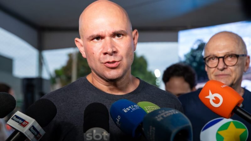 “Plano A é tirar Lula e o plano B é colocar Flávio”, diz Abilio ao defender CPMI do Banco Master