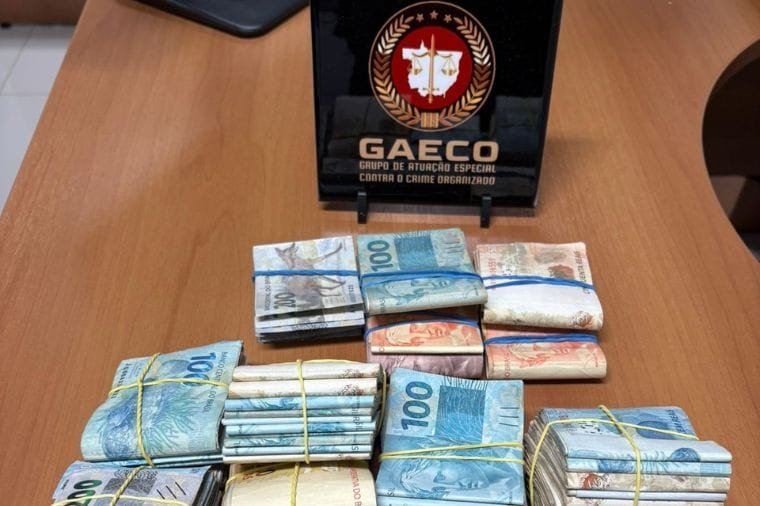 Gaeco apreende drogas, armas e mais de R$ 500 mil de facção  durante operação em MT
