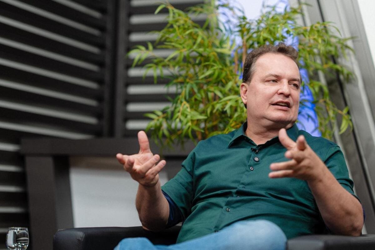 Podemos nacional cogita lançar Max para disputar o governo, que diz estar à “disposição”