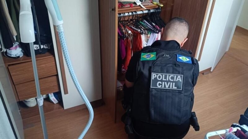 Mãe e filha são alvos da PC por golpes com cartas de crédito e consórcio; líder é preso em Cuiabá