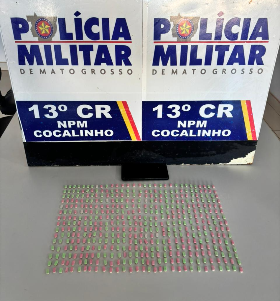 Passageira de ônibus intermunicipal é presa com 465 comprimidos de ecstasy