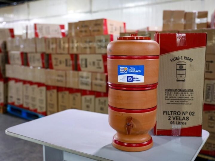 MT entrega 2,5 mil filtros de barro para Cuiabá e conclui distribuição aos municipios