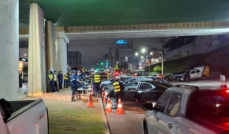 Operação Lei Seca resulta na prisão de um condutor e remoção 31 veículos na capital