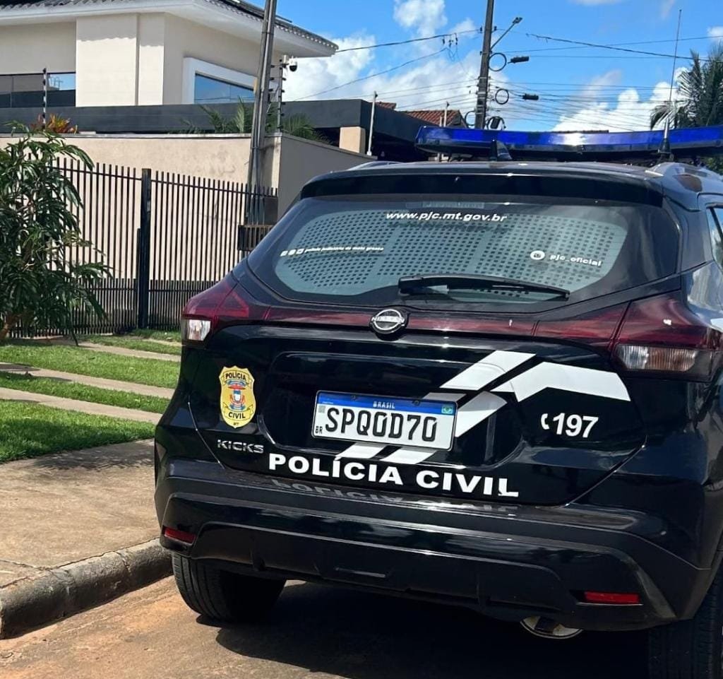 Advogada suspeita de entregar droga e carregador de celular a preso em cadeia é alvo da PC