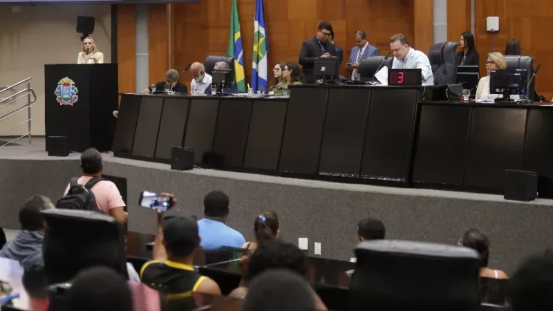ALMT debate soluções e TAC é sugerido para evitar despejo de 1,5 mil famílias em Cuiabá