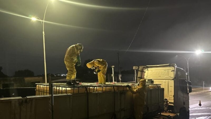 Corpo de Bombeiros atende ocorrência de vazamento de ácido nítrico em Várzea Grande