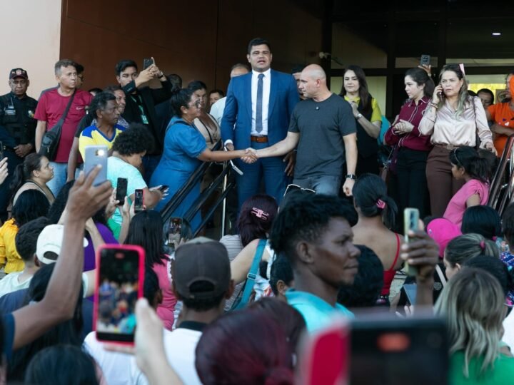 Prefeito avança em diálogo no Fórum para garantir solução para famílias no Contorno Leste